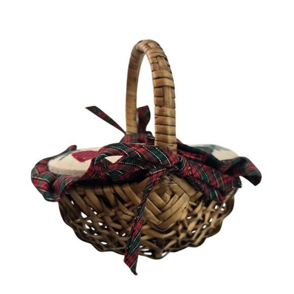 VTG Christmas Handwoven Hand Embroidered Wicker Basket Lidded Hearts*Read - Picture 7 of 12